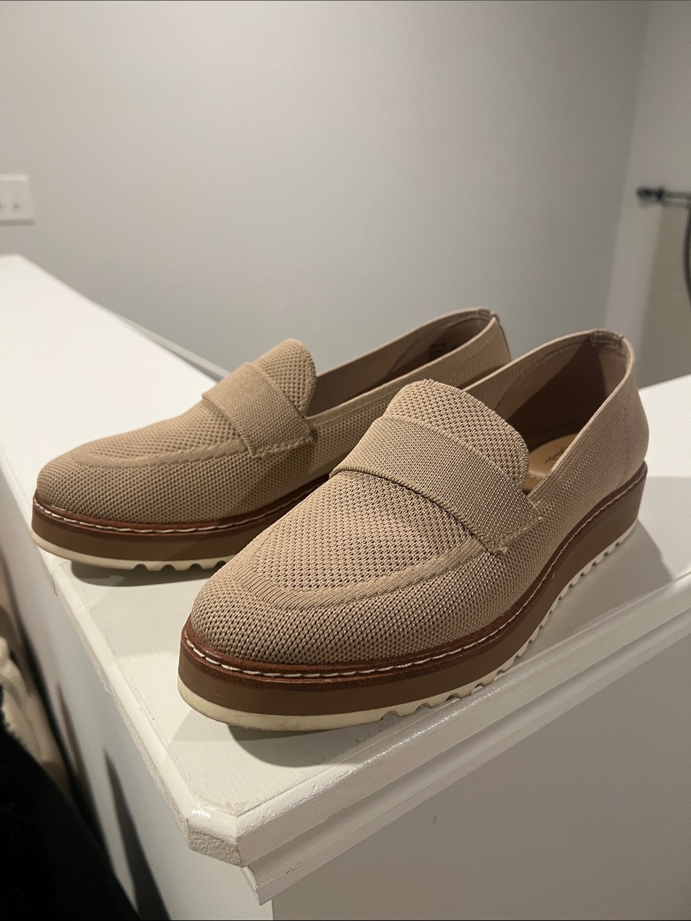 me too Women's Knit Penny Loafers in Beige-Tan